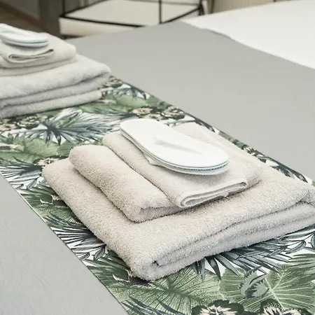 Glykanisos Apartament *